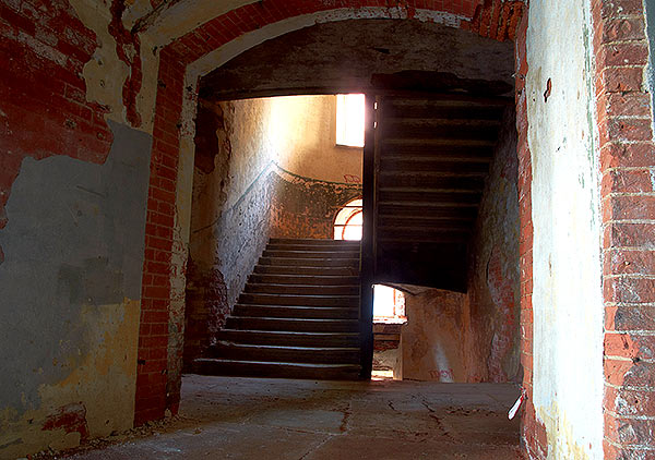 Stairs in the rear part of the fort - Fort Alexander