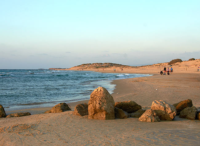 'Dead season' in Caesarea - Caesarea