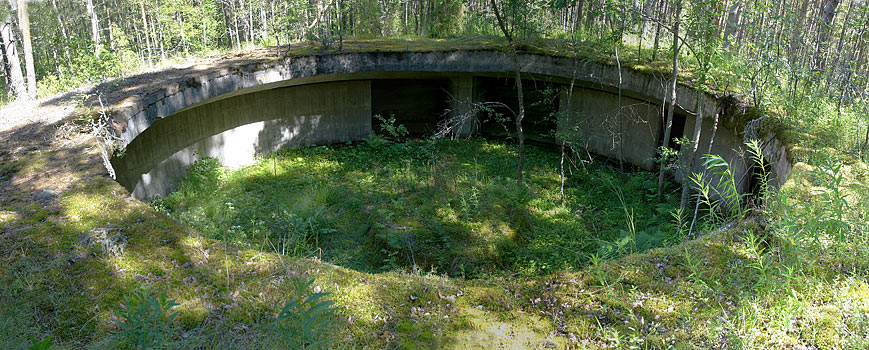 #10 - General sight of the emplacement