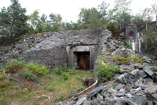 Entrance to the bunker - Coastal Artillery