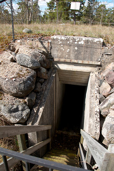 Entrance to shelter - Gotland fortifications