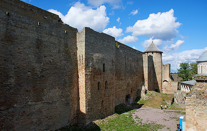Churches  of Ivangorod fortress