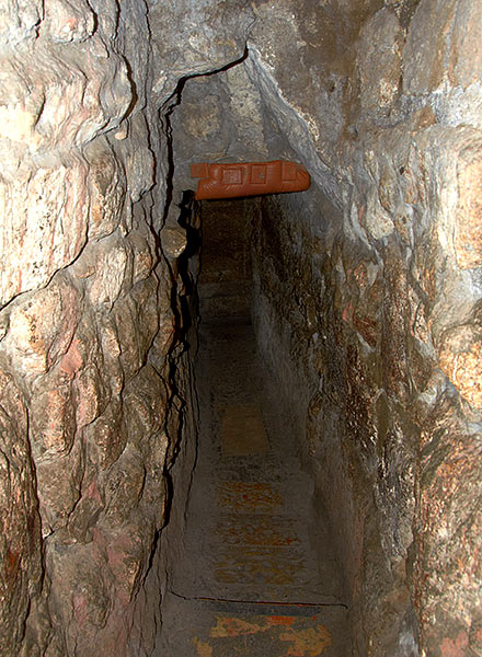 Ancient sewer - Jerusalem