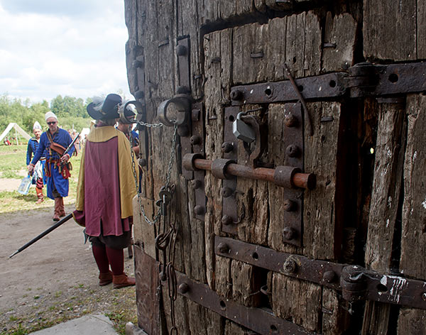 #2 - Doors of the Trinity Gate