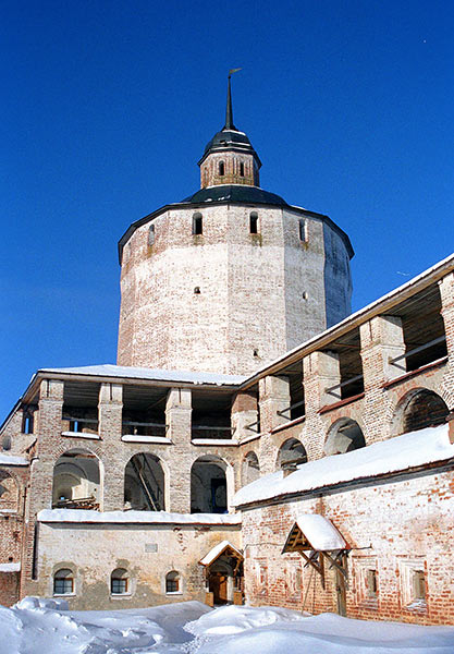 #19 - Belozerskaja tower
