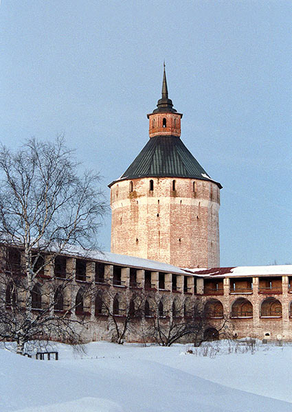 #25 - Ferapontovskaja tower one more...