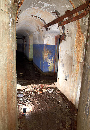 Underground gallery - Fort Krasnaya Gorka