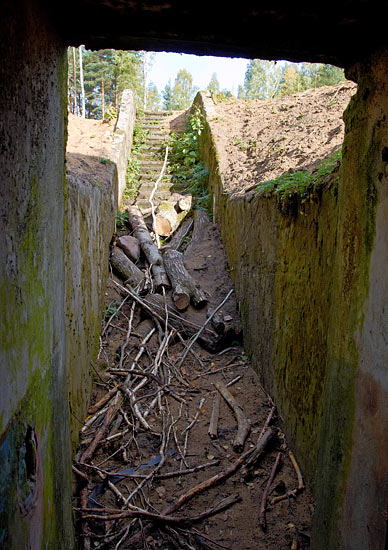 Exit - Fort Krasnaya Gorka