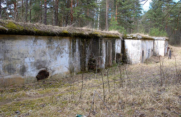 Bunker's facade - Fort Krasnaya Gorka