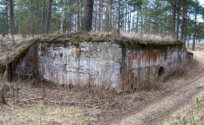 Concrete bunker - Fort Krasnaya Gorka