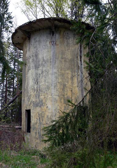 Rangefinder tower - Fort Krasnaya Gorka