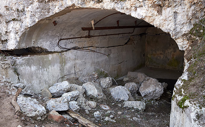 Vaults of 6-inch battery of Krasnaya Gorka fort
