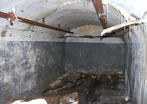 Powder cellar of 10-inch battery - Fort Krasnaya Gorka