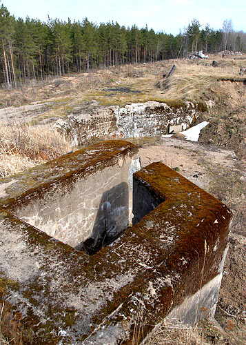 6 inch battery - Fort Krasnaya Gorka