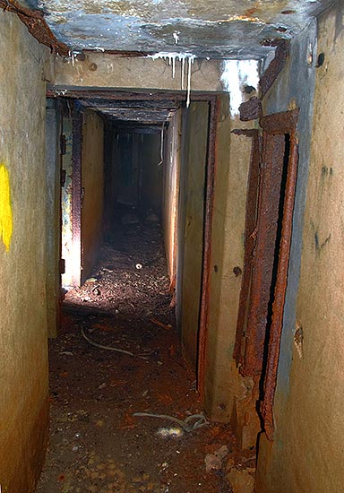 Low level of the post's bunker - Fort Krasnaya Gorka