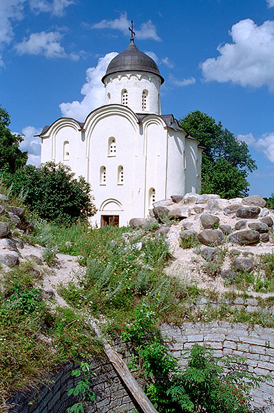 #17 - Georgievskaya Church and Raskatnaya tower
