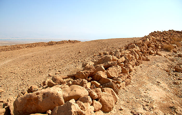 Contravalation wall - Masada