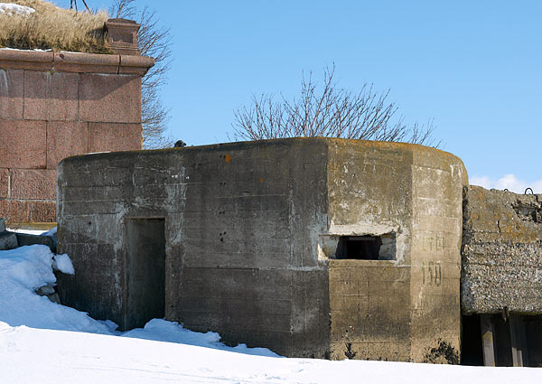 Mashinegun bunker - Northern Forts