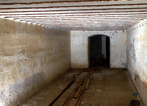Reserve powder magazine room - Southern Forts