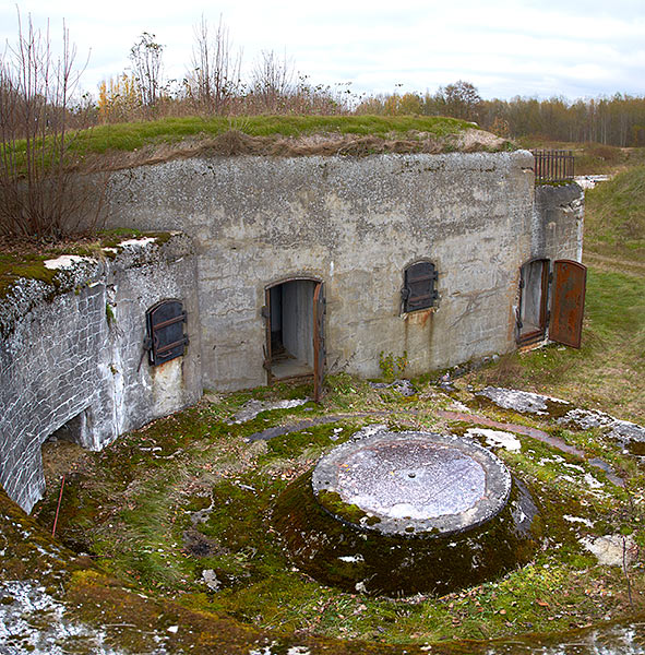 South mortar battery - Southern Forts