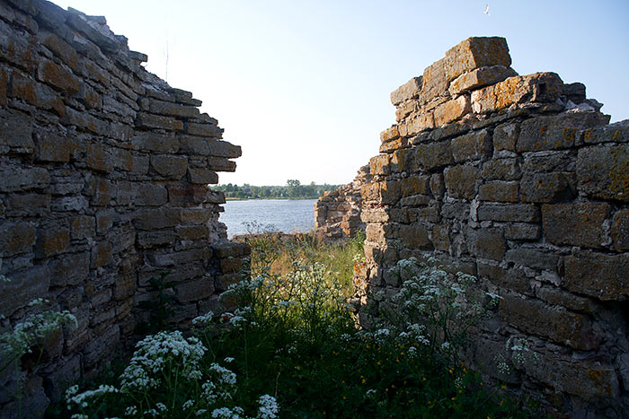 Svetlichnaya (Chamber) Tower - Shlisselburg