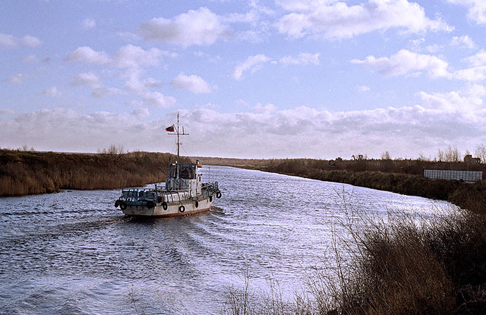 Novoladozhskij canal (New Ladoga's Canal) - Shlisselburg