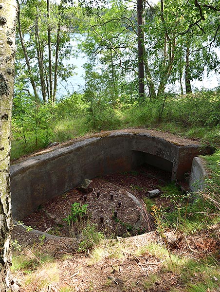 Small caliber anti-aircraft artillery emplacement - Fort Siarö