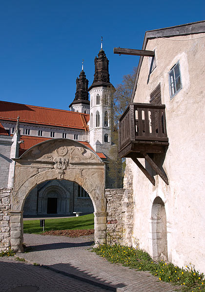 Sight of the Cathedral from Ryska gränd street - Visby