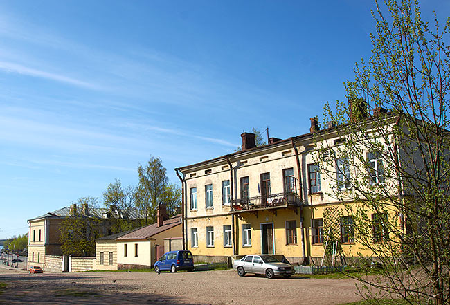 Former officers' apartments - Vyborg
